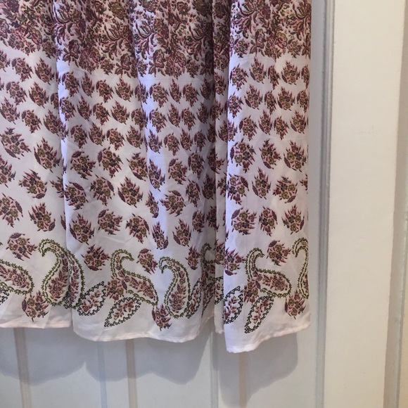 NWOT Beautiful Boho High-waisted Floral Maxi Skirt - Picture 4 of 7